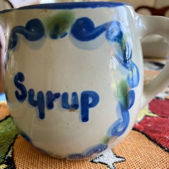 Vintage * MA HADLEY signed SYRUP PITCHER * Tapping Tree design * Blue & White - Picture 2 of 8